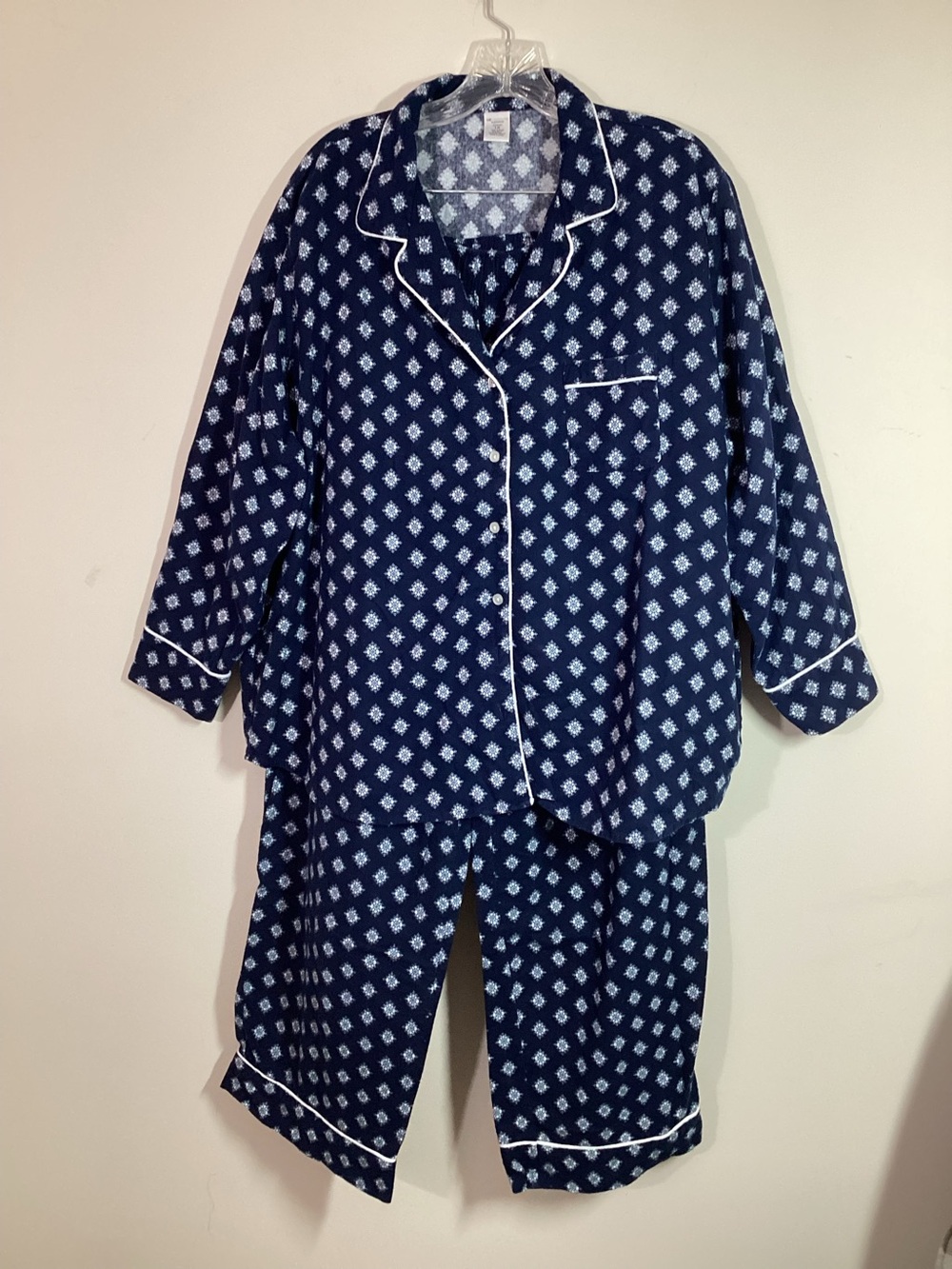 Liz Claiborne 2 piece Women’s 1X Pajama Set Cotton Flannel Navy Blue White Print